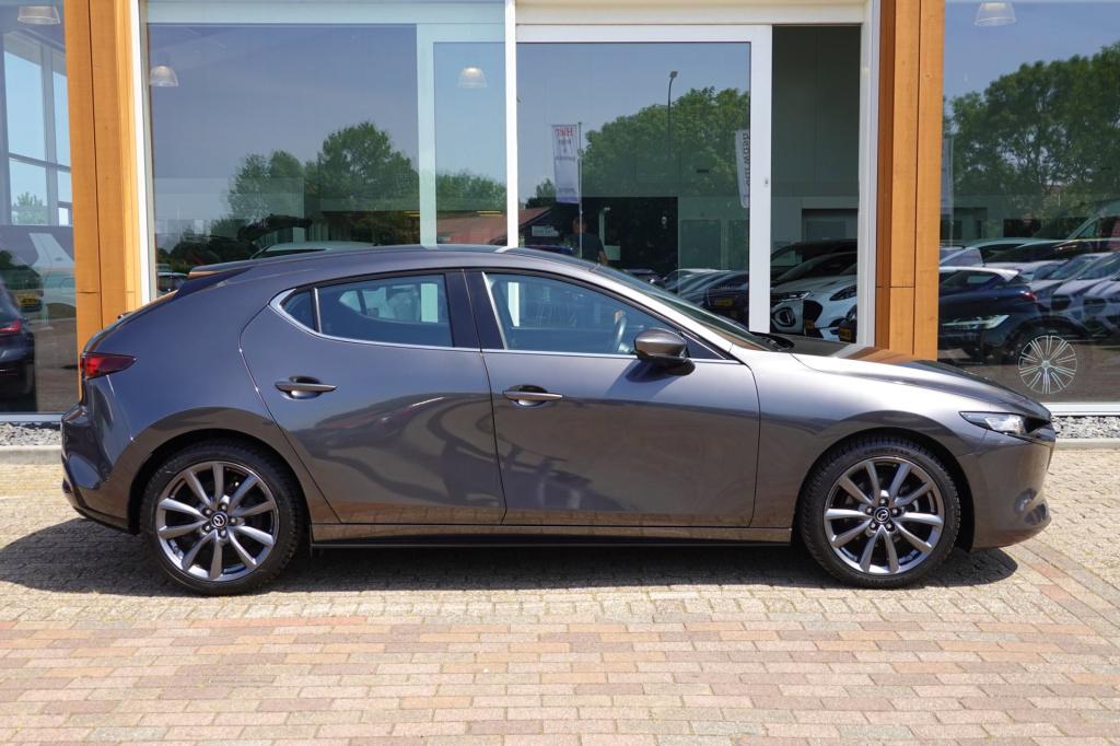 Mazda 3 2.0 e-skyactiv-g m hybrid 150 sportive