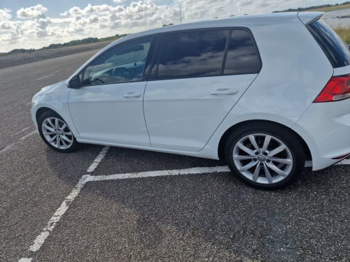 Te koop: Witte golf