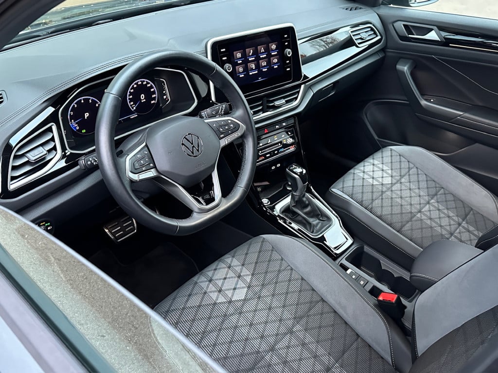 Volkswagen T-roc 1.5 tsi 150pk dsg r-line | elek. achterklep | camera | key
