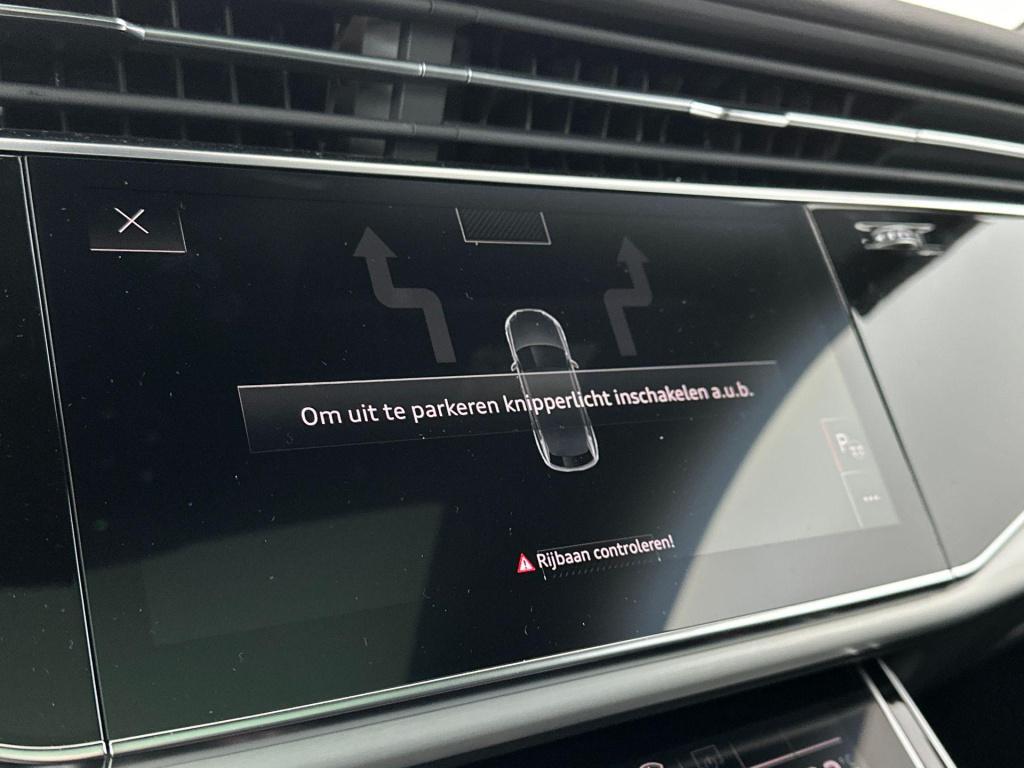 Audi Q8 pro line s (c2 pi) 55 tfsi e 290 kw / 394 pk suv