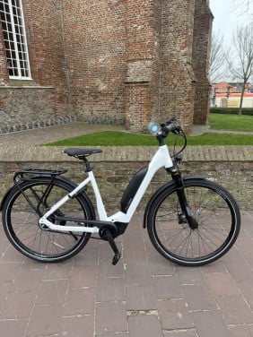 Aanbieding! FLYER UPSTREET Pearl white 723 Wh