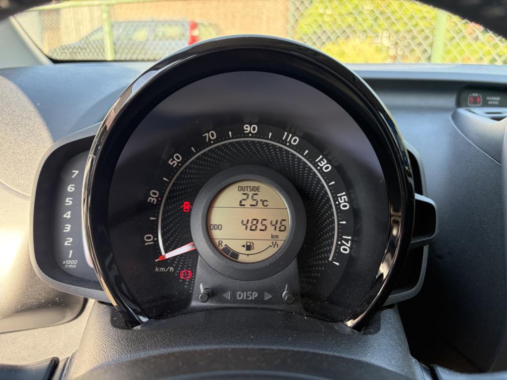 Toyota Aygo 1.0 vvt-i x-play