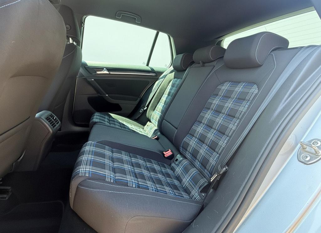 Volkswagen Golf 1.4 tsi gte connected series