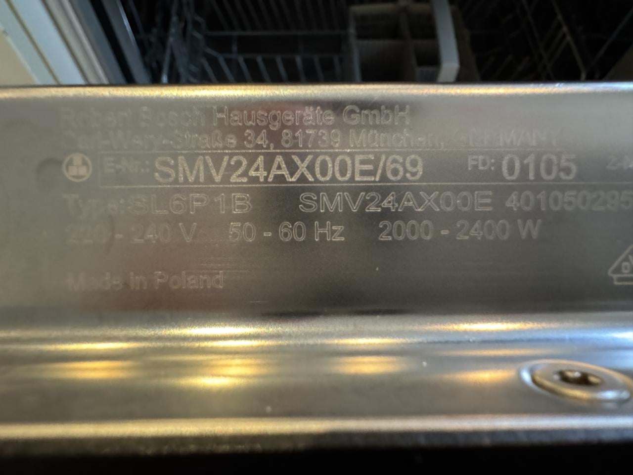 Keuken met inbouw apperatuur : wegens verhuizing