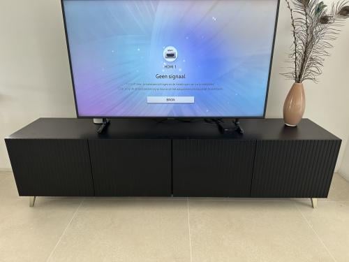 Tv meubel zwart. Meubella 200cm