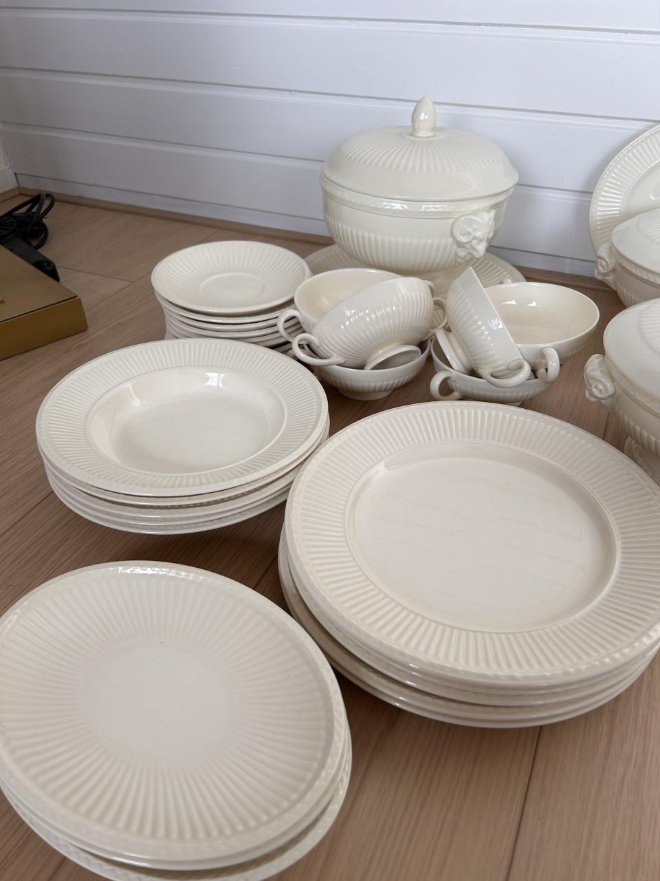 Wedgwood Edme servies