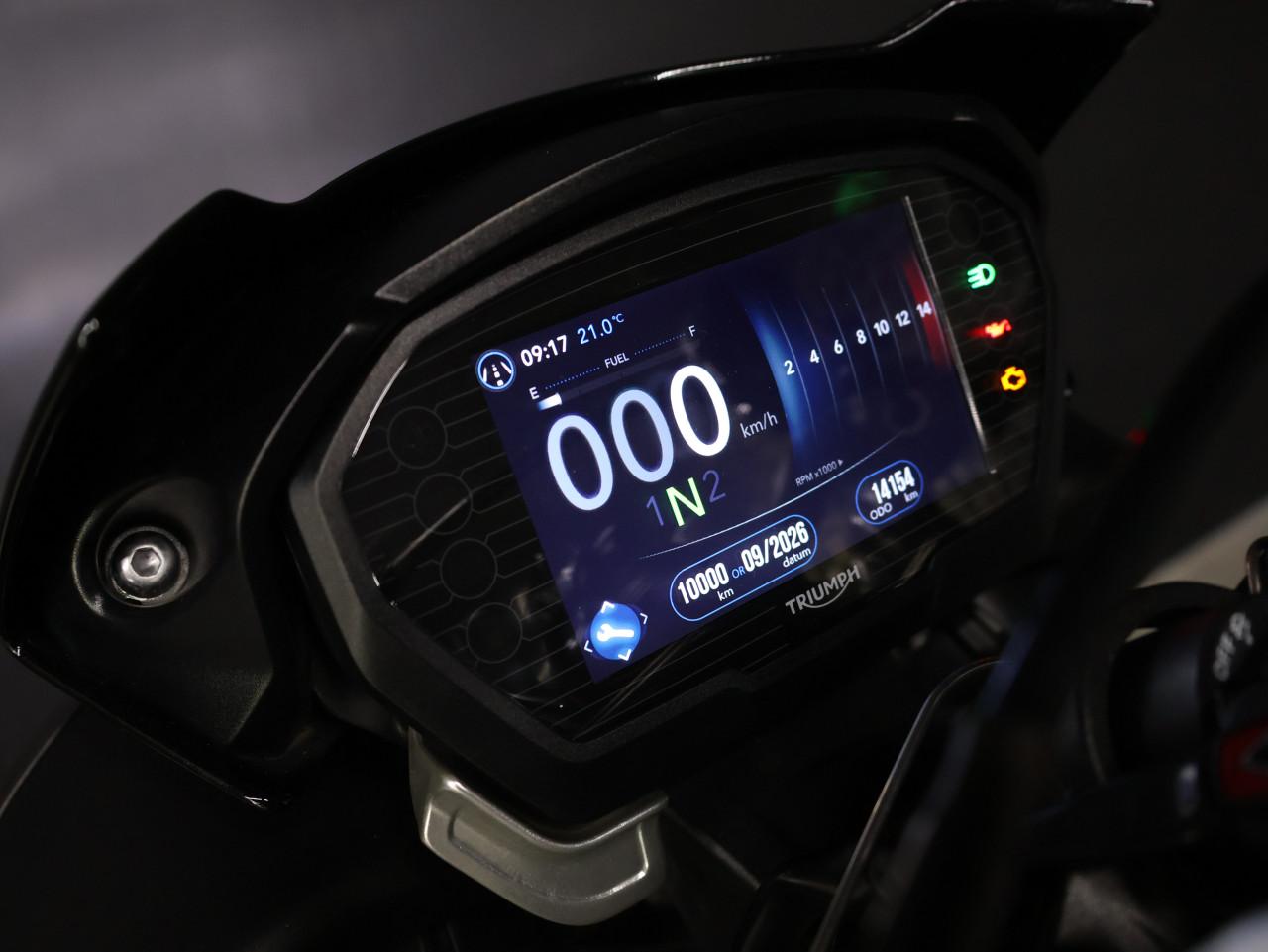 STREET TRIPLE RS | Phantom Black