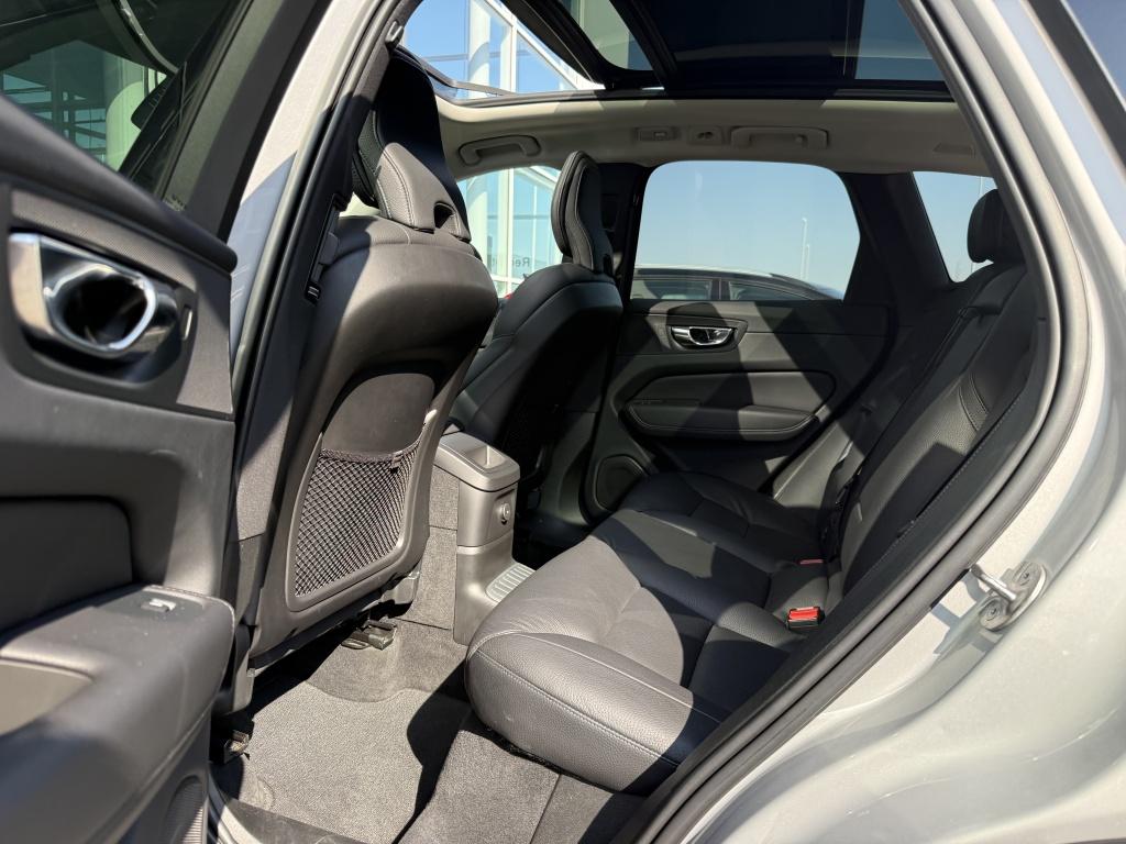 Volvo XC60 t6 398pk recharge inscription| pano| leder| camera|keyless awd v