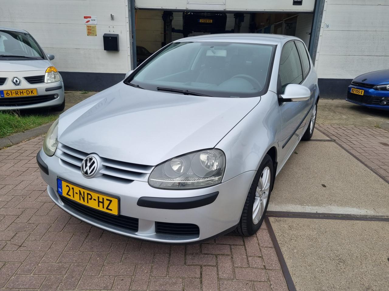 Volkswagen Golf 1.4 Trendline | Airco | Cruise control!