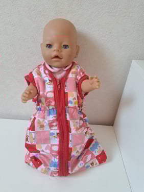 Z.G.A.N BABYPOP VAN BABYBORN MET TOEBEHOREN