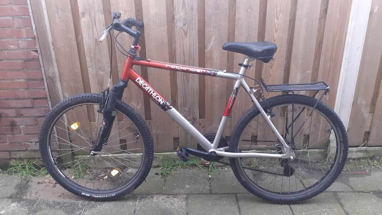 Mountainbike ........ DECATHLON ..26inch ...& .....Diverse MTB 's