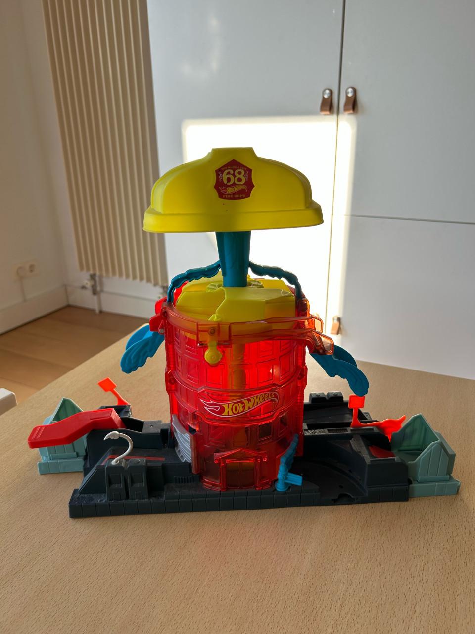 Hot Wheels brandweer kazerne