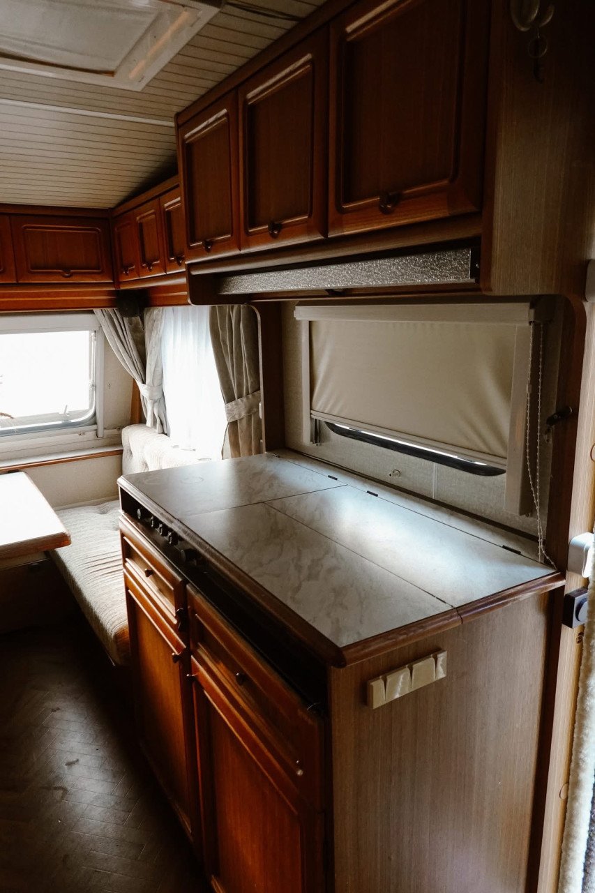 Caravan Hobby de Luxe 420 1983 (retro)