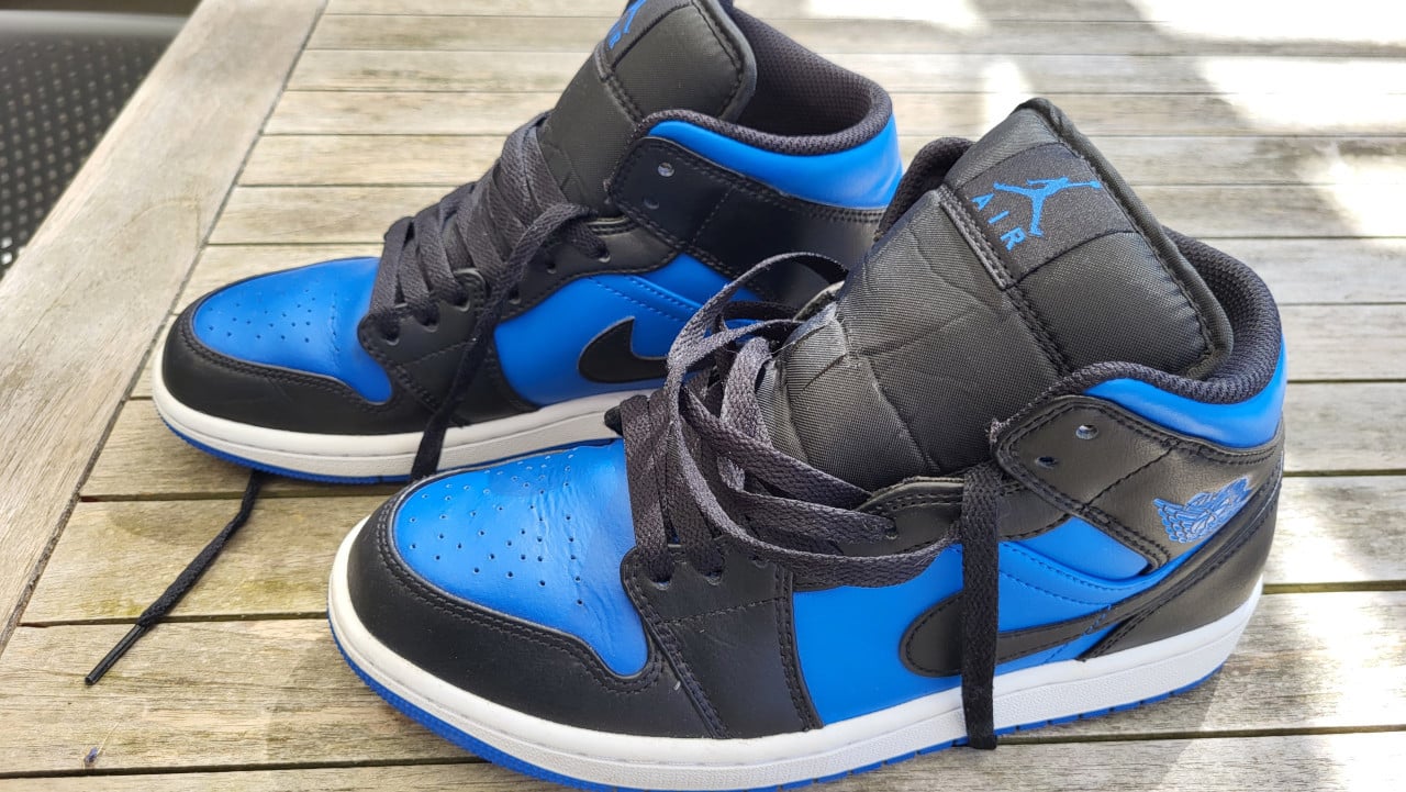 Nike Jordan 1 mid - Zwart / Blauw Maat 40,5
