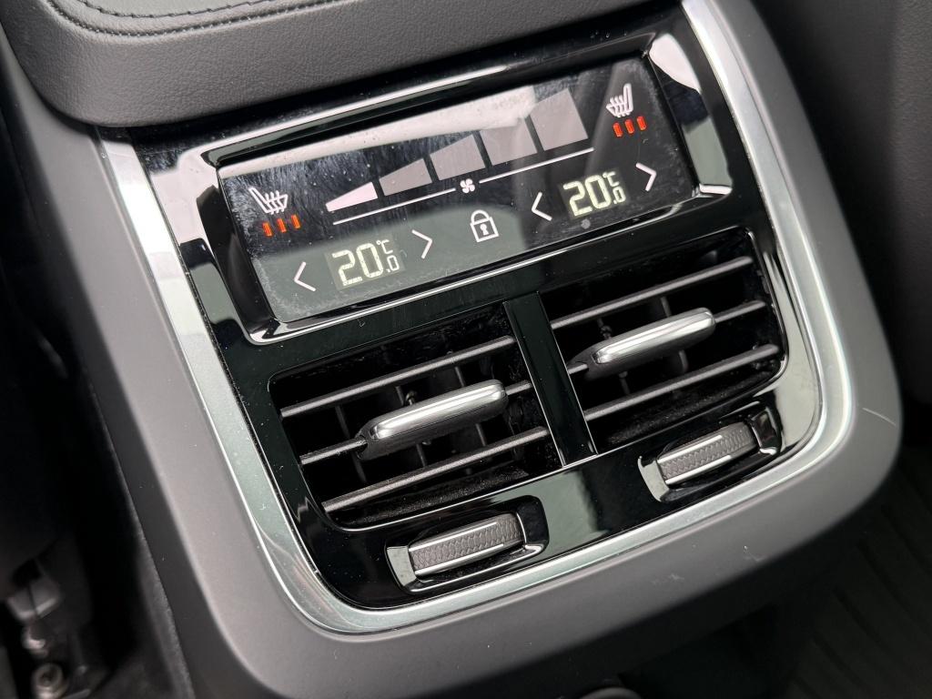 Volvo XC90 t8 455pk recharge ultra bright| panodak| b&w sound| adap.cruise|