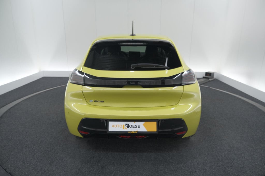 Peugeot 208 ev allure 50 kwh | stoelverwarming | apple carplay | parkeersen