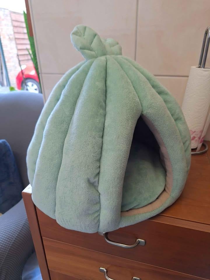 Kattenmand in nieuwstaat