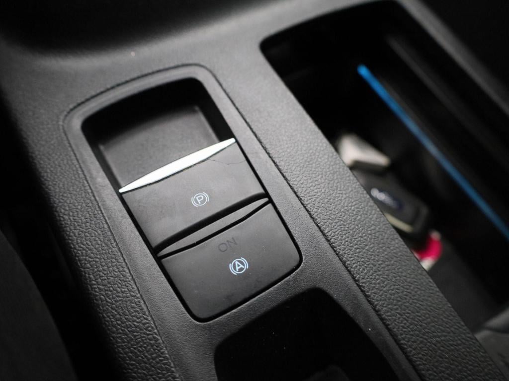 Ford Focus 1.0 ecoboost hybrid active x business