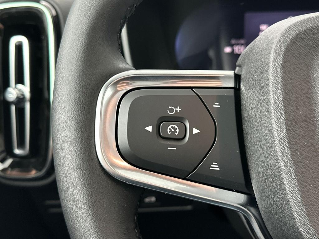 Volvo Ex40 extended ultra black edition europa