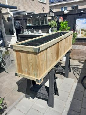 Zeeuwse robuuste bloembak - L210 x B48 x H55
