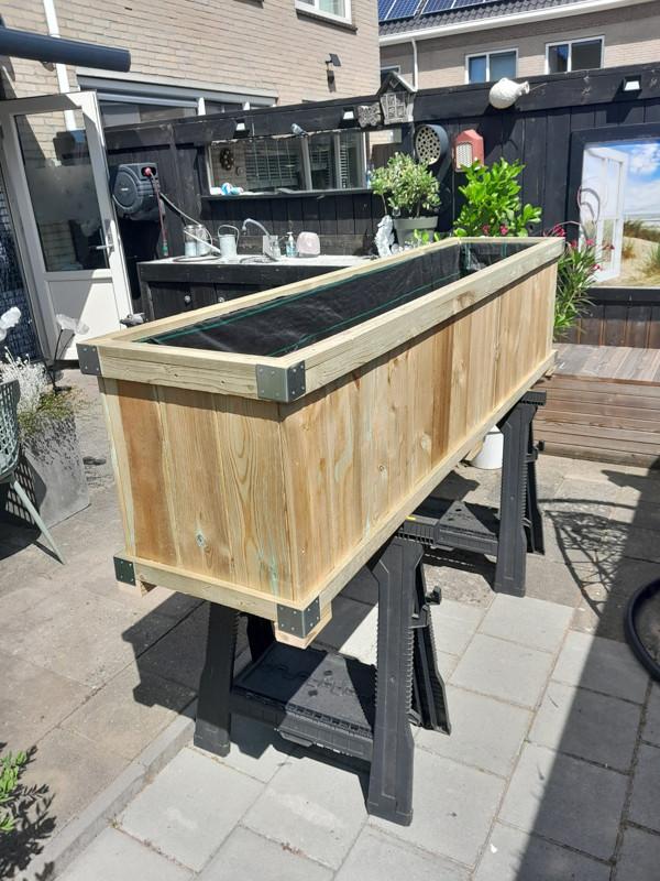 Zeeuwse robuuste bloembak - L210 x B48 x H55