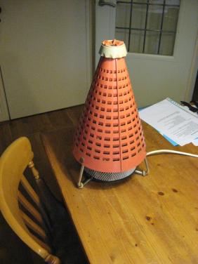 """ANTIEKE STRAAL KACHLTJE  NOG IN PRIMA STAAT"""" PIMPERNEL VAN DAALDEROP