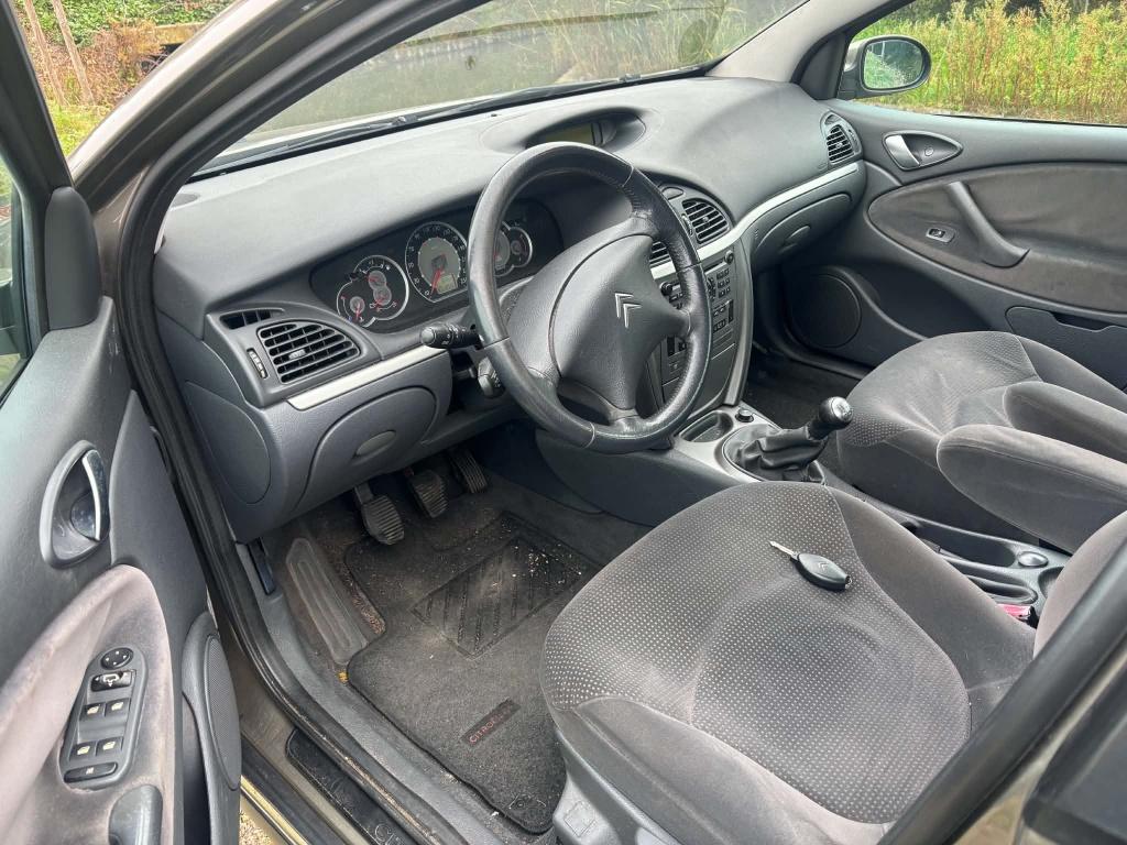 Citroen C5 2.0-16v cool tech