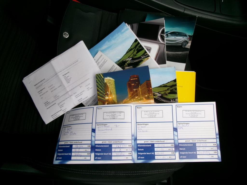 Mercedes-Benz B-Klasse 180 cdi automaat, airco, navi, pdc, trekhaak