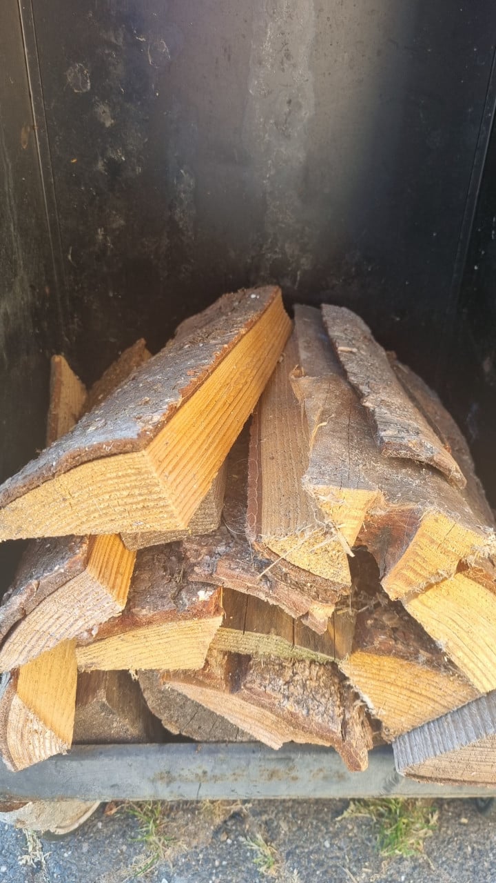 Bbq en vuurschaal inéén