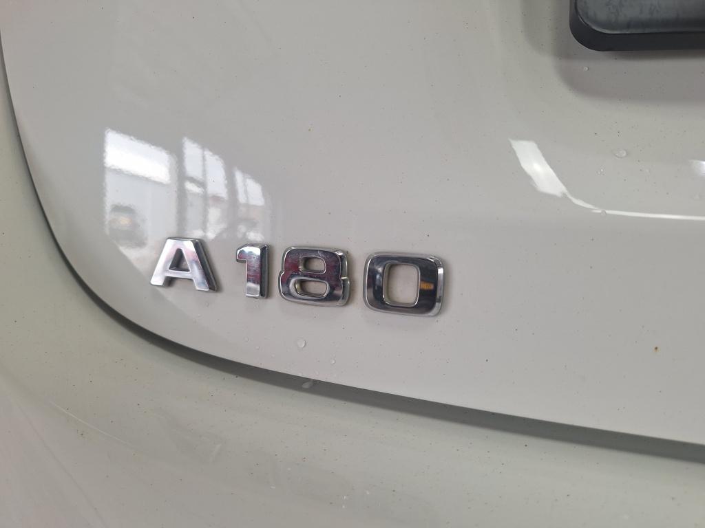 Mercedes-Benz A-Klasse 180 bns solution amg