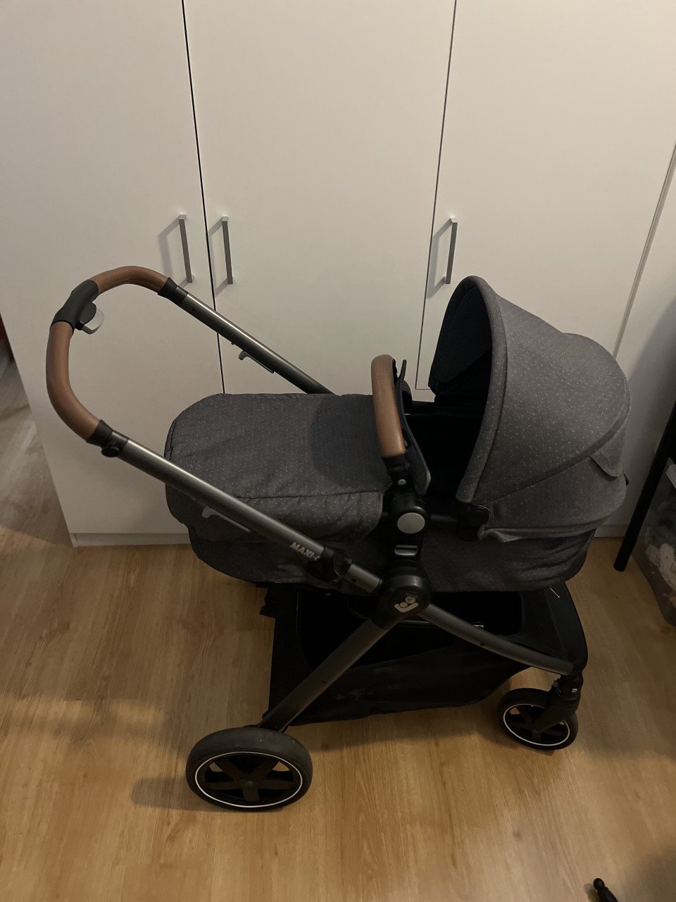 Maxi Cosi Zelia kinderwagen + reiswieg 2 in 1 + Cabriofix compleet set