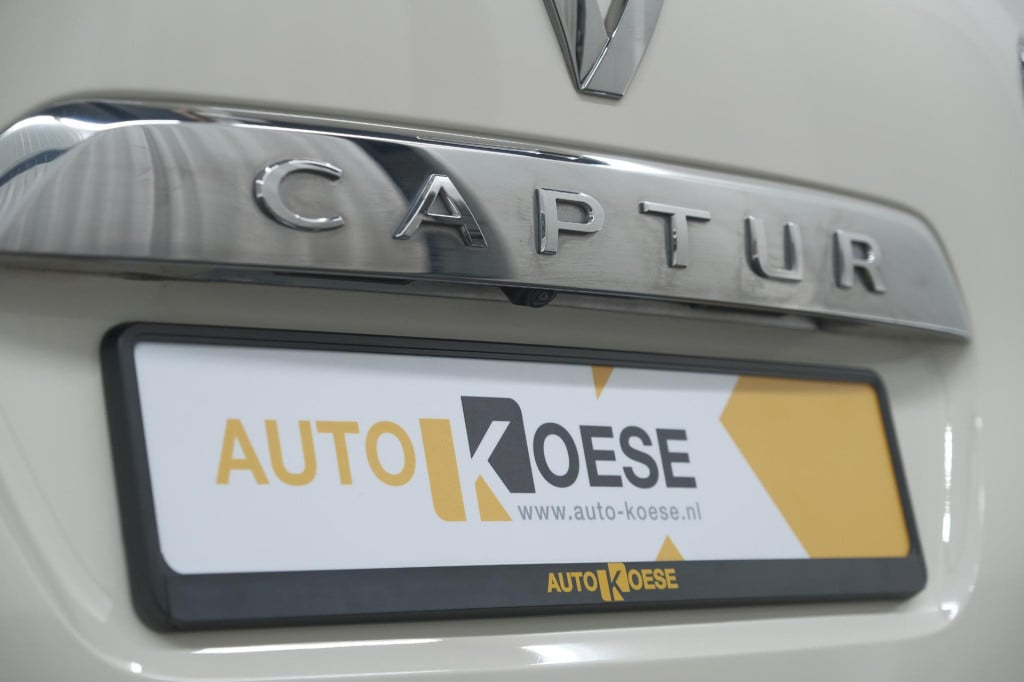 Renault Captur tce 90 intens | trekhaak | camera | navigatie | parkeersenso