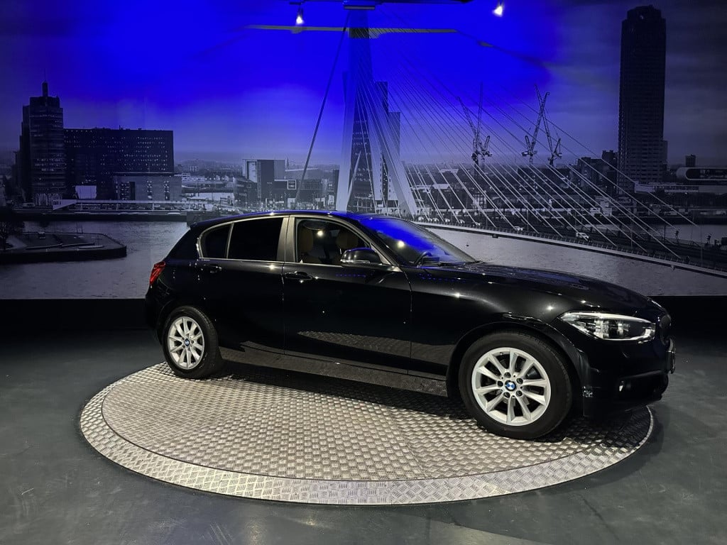 BMW 1 Serie 118i high executive *origineel nl*navi*clima*led*
