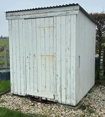 Gebruikt strandkotje / tuinhuisje – af te halen