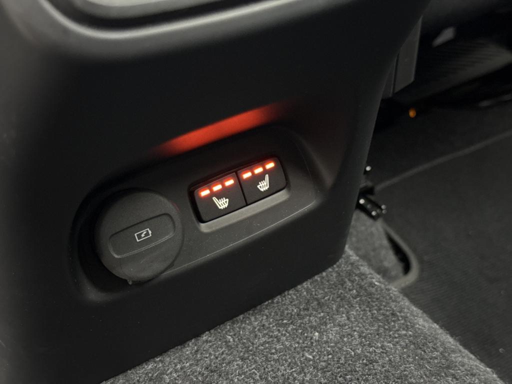 Volvo XC40 2.0 t5 awd intro edition | nl-auto | pano | stoelverw. | acc