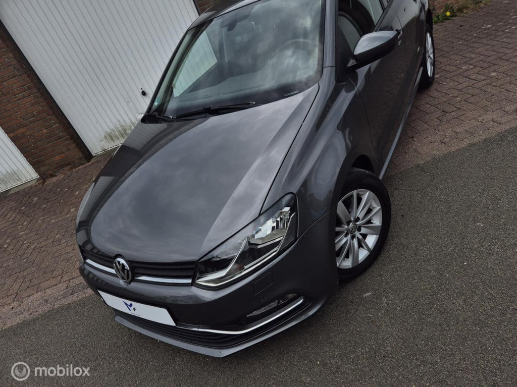 Volkswagen Polo 1.2 tsi comfortline / parkeersensoren voor + achter / stoel