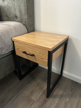 Set nachtkastjes van morres