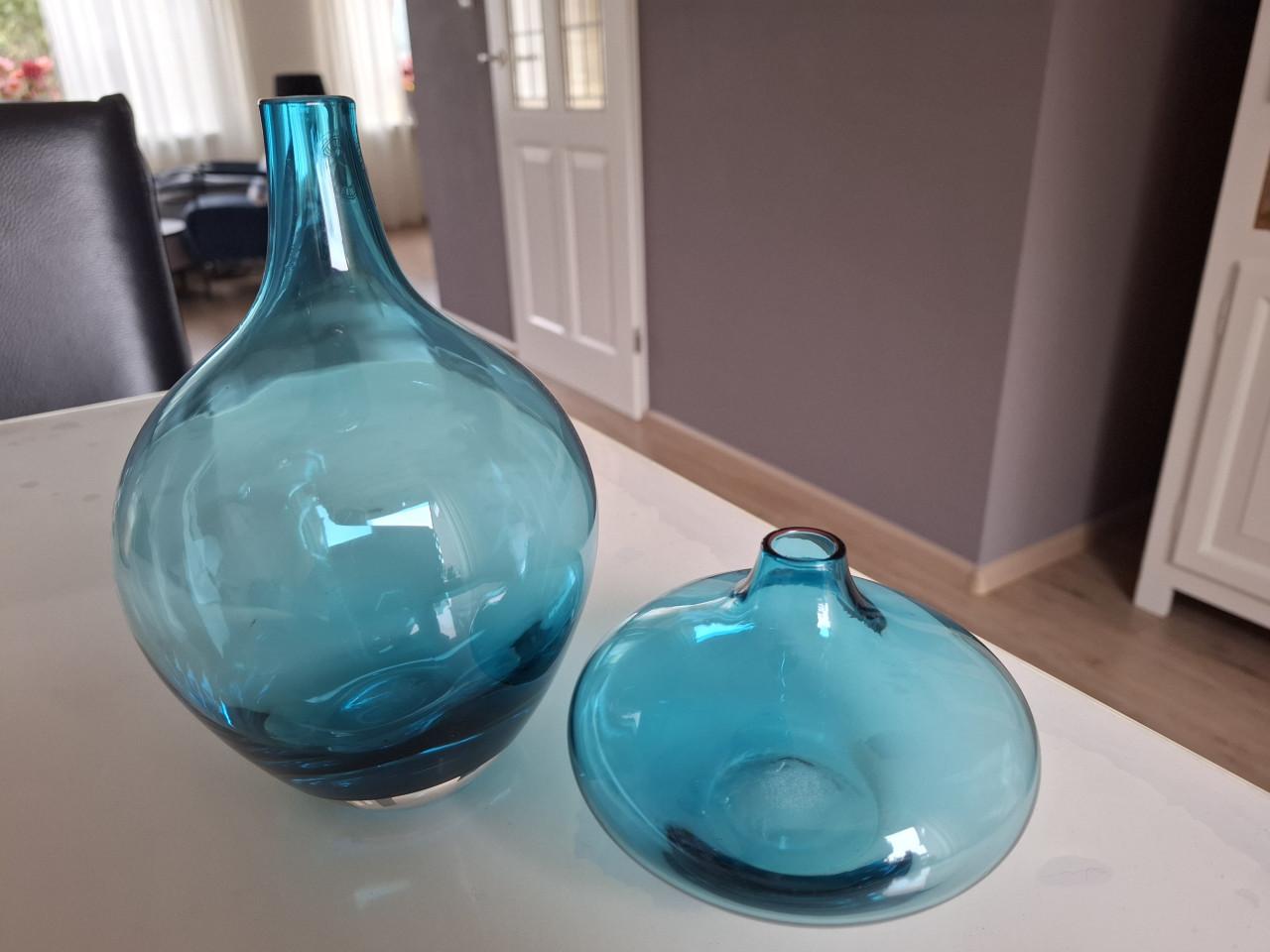 2 prachtige turquoise vazen!