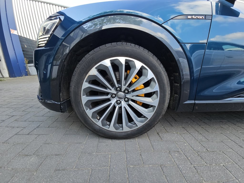 Audi E-tron 55 q adv pl s pano, b&o, hud, leer, matrix