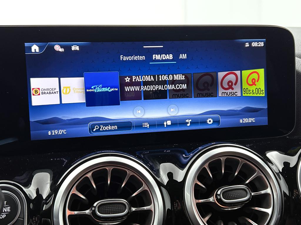 Mercedes-Benz Gla-klasse 250 e star edition amg plug-in hybride | trekhaak 