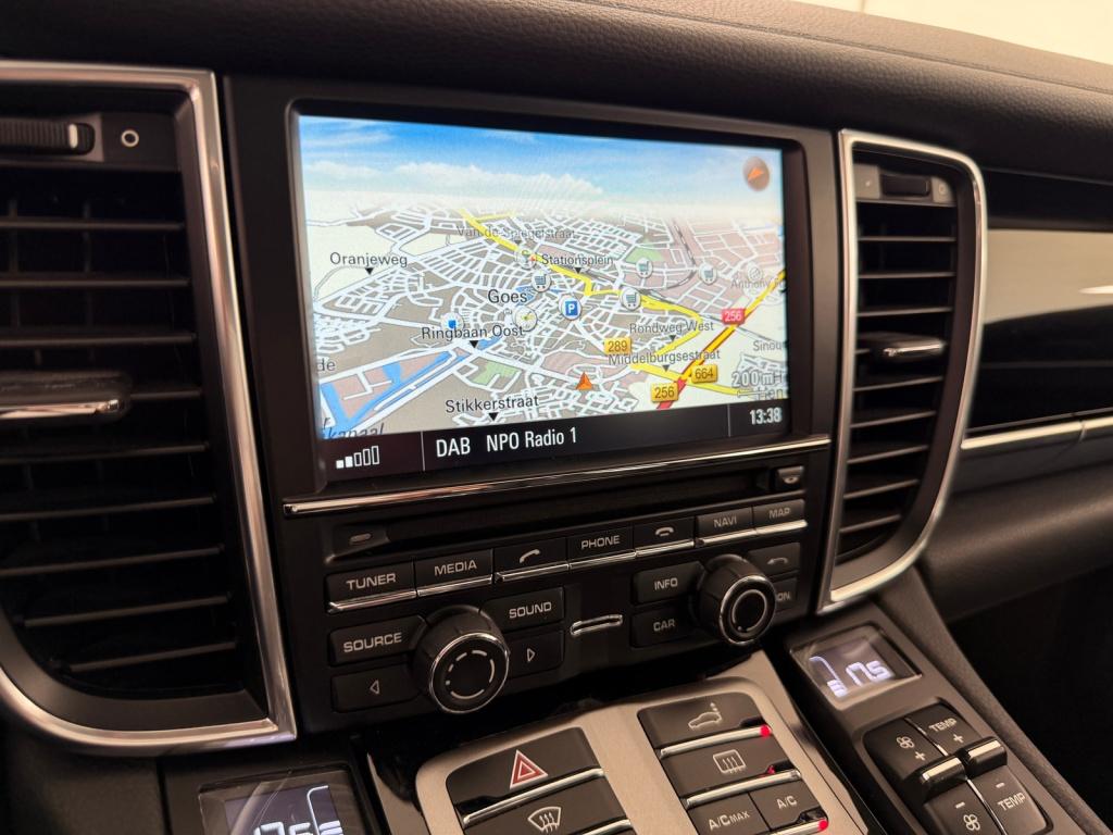 Porsche Panamera 3.0 s e-hybrid | org. nl | 1e. eigenaar | night blue metal