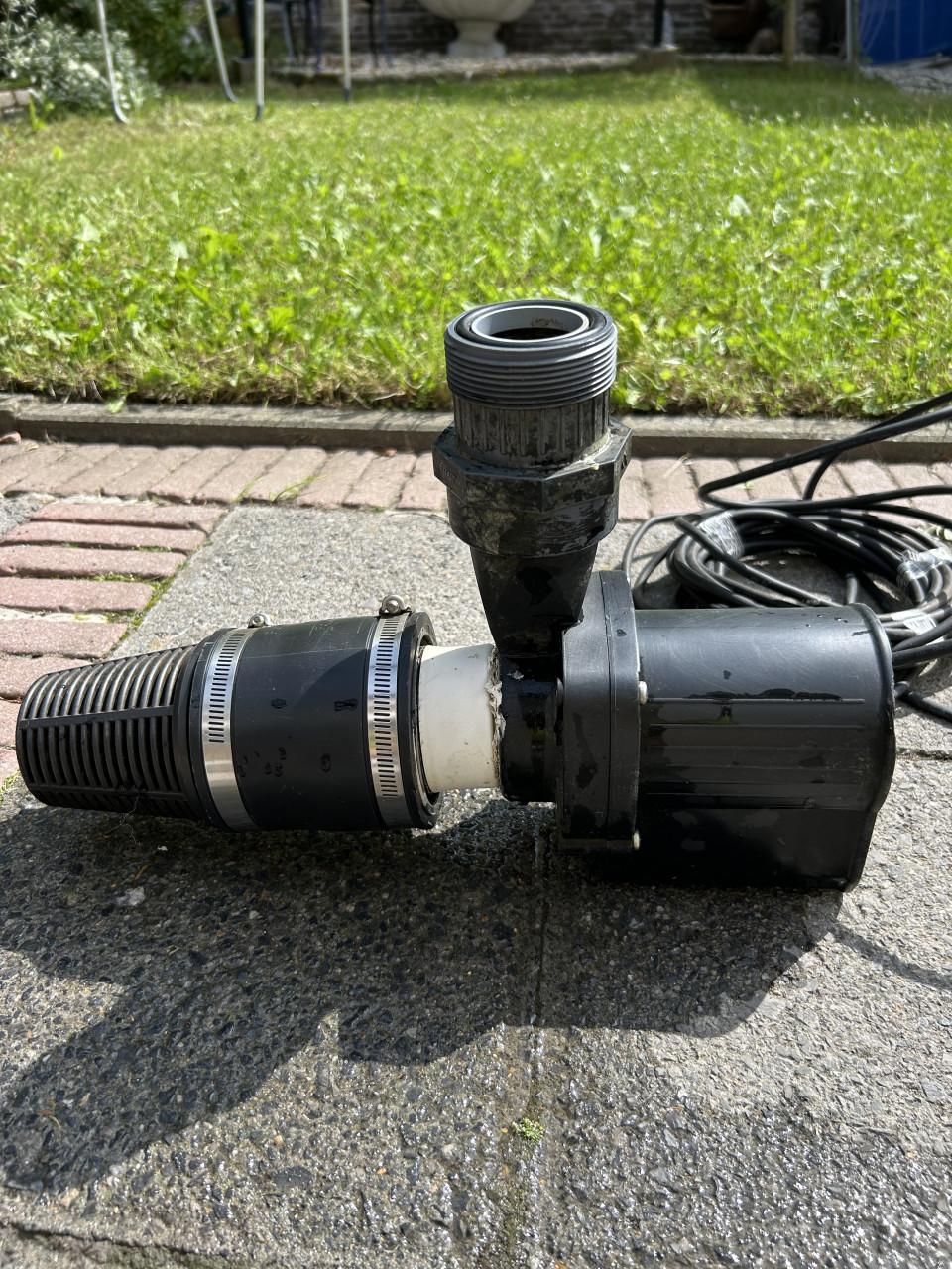 Te koop oase aquamax eco  11500 sterke en zuinige Vijverpomp