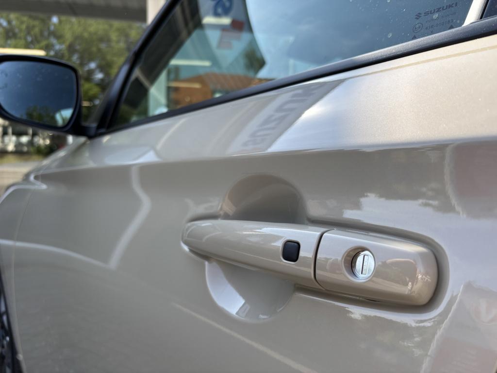 Suzuki Swift 1.2 style smart hybrid