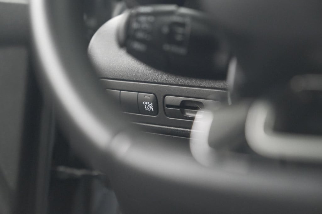 Citroen C3 Aircross puretech 130 eat6 shine | camera | navigatie | parkeers