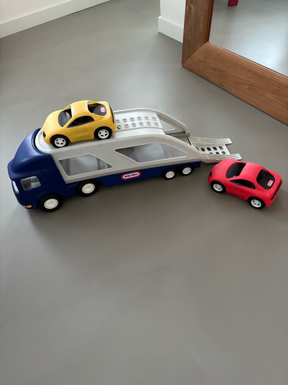 Little tikes auto