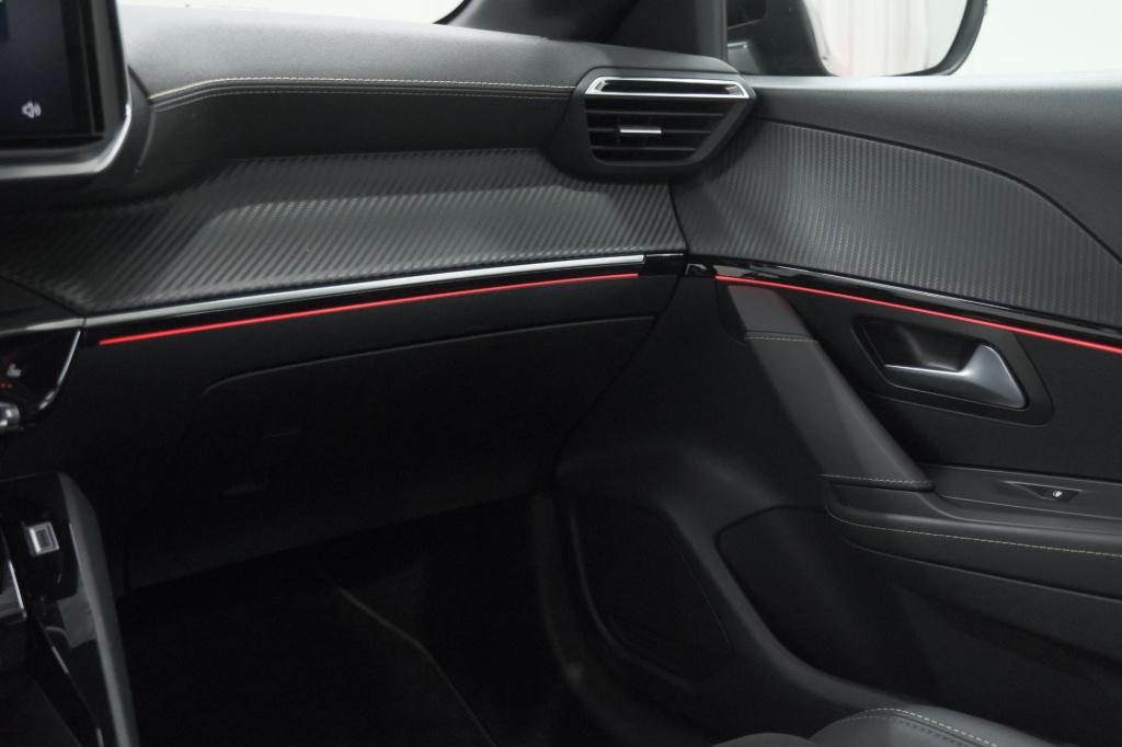 Peugeot 208 1.2 hybrid 145 e-dcs6 gt | alcantara pakket | camera | apple ca