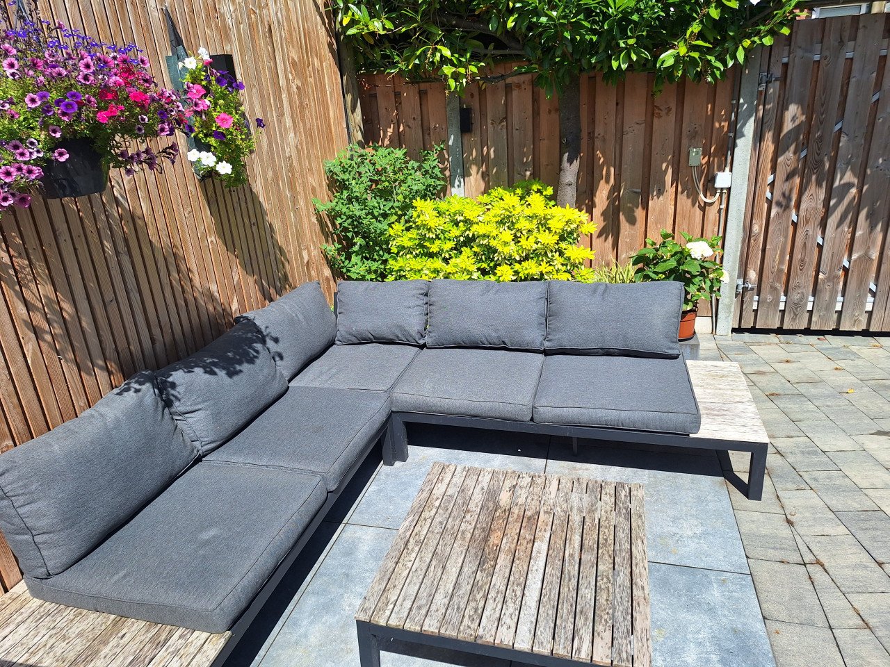 Loungebank met tafel