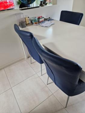 4- stoelen blauw leder