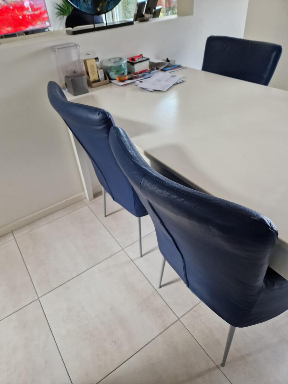 4- stoelen blauw leder