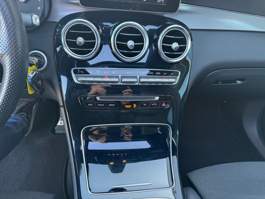 Mercedes-Benz Glc 250 4matic luxury automaat , amg interieur , elektrische 